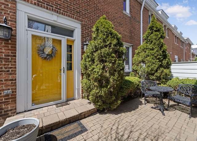 Property at 1634 N Larrabee St, Chicago, IL 60614, 2 beds, 2.5 baths