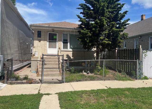 Property at 4926 W 29th Pl, Cicero, IL 60804, 3 beds, 1 bath