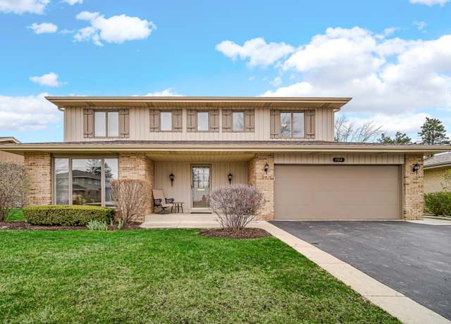 Property at 1102 W Compton Pt, Addison, IL 60101, 4 beds, 4 baths