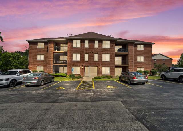 Property at 7020 Heritage Cir Unit 6-1D, Orland Park, IL 60462, 2 beds, 2 baths