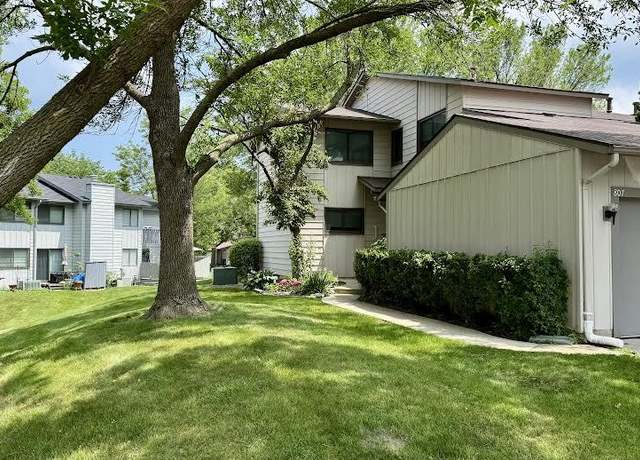 Property at 807 Hughes Pl, Vernon Hills, IL 60061, 3 beds, 2.5 baths
