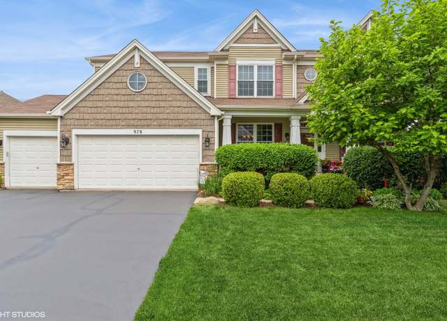 Property at 978 Forestview Way, Antioch, IL 60002, 4 beds, 2.5 baths