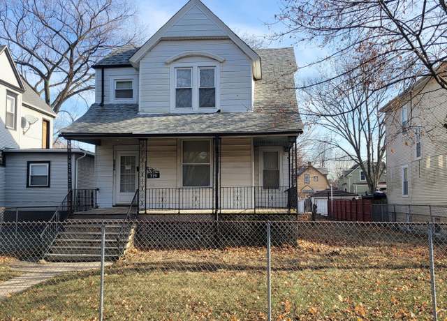 Property at 719 N Pine Ave, Chicago, IL 60644, 3 beds, 1 bath