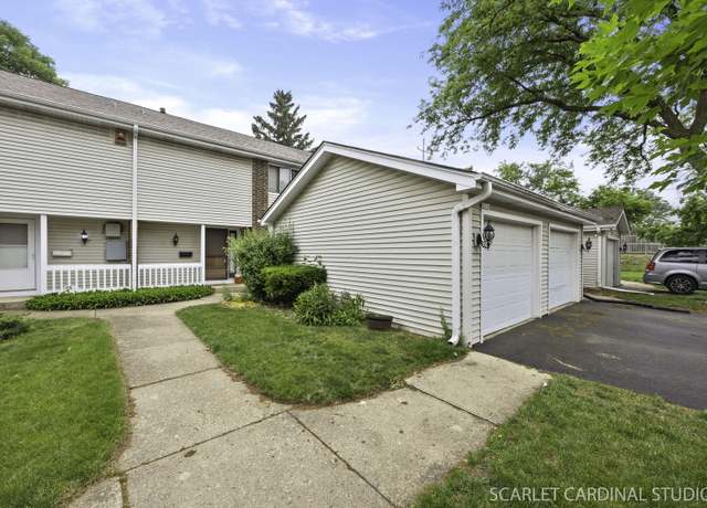 Property at 4S768 Pinehurst Dr, Naperville, IL 60563, 3 beds, 1.5 baths