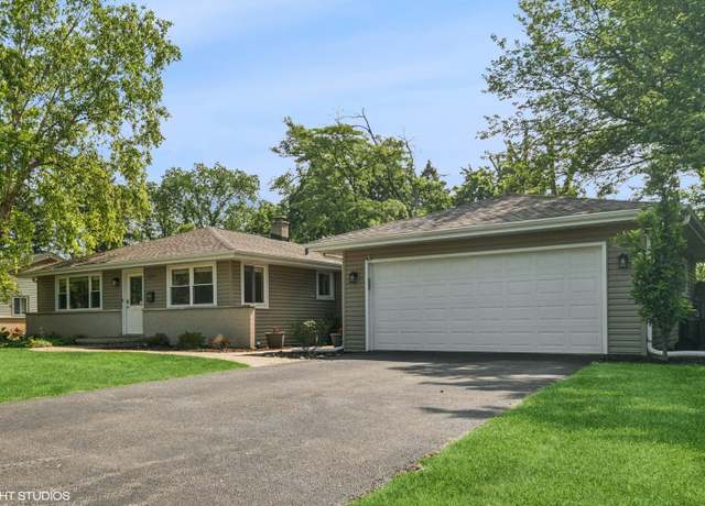 Property at 1139 Huber Ln, Glenview, IL 60025, 3 beds, 2 baths