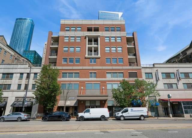Property at 1133 S State St Unit 401B, Chicago, IL 60605, 1 bed, 1 bath