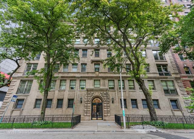Property at 200 E Pearson St Unit 2E, Chicago, IL 60611, 3 beds, 3 baths