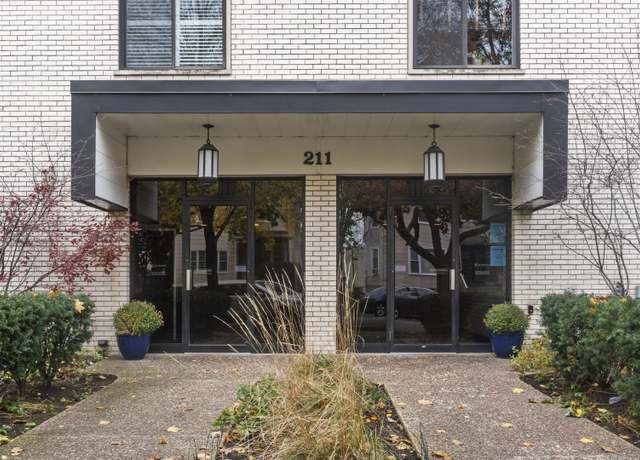 Property at 211 Elgin Ave Unit 2G, Forest Park, IL 60130, 2 beds, 2 baths
