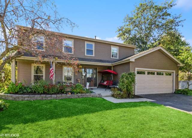 Property at 1350 Kelly Ct, Batavia, IL 60510, 4 beds, 2.5 baths