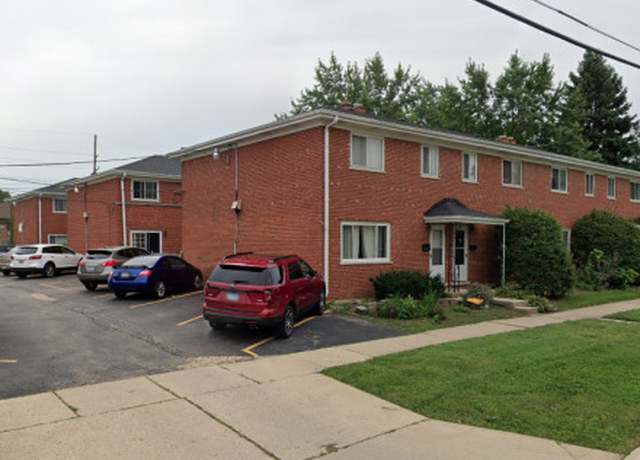 Property at 652 Childs St, Wheaton, IL 60187, 12 beds, 8 baths
