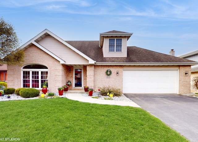 Property at 3639 192nd St, Lansing, IL 60438, 3 beds, 2.5 baths