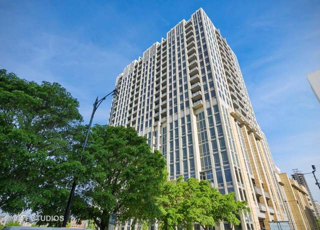 Property at 700 N Larrabee St #905, Chicago, IL 60654, 1 bed, 1 bath