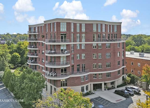 Property at 520 S Washington St #201, Naperville, IL 60540, 2 beds, 2.5 baths