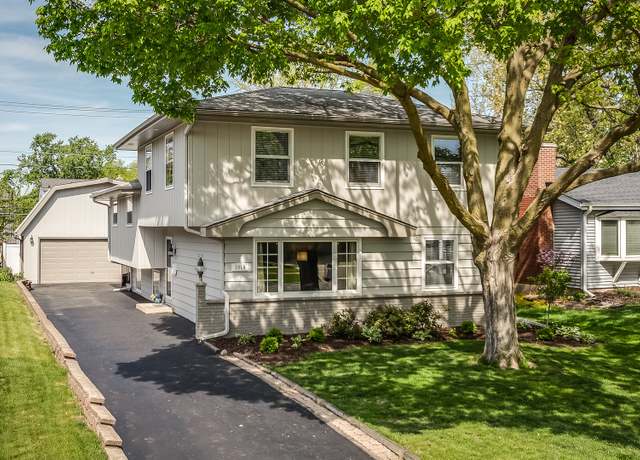 Property at 1019 N Webster St, Naperville, IL 60563, 5 beds, 2.5 baths
