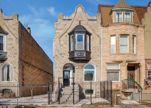 Property at 430 E 46th St, Chicago, IL 60653, 5 beds, 3.5 baths