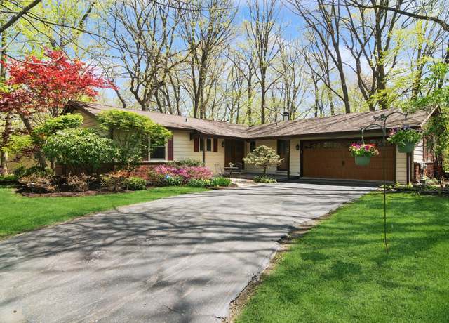 Property at 159 E Forest Ln, Palatine, IL 60067, 3 beds, 2 baths