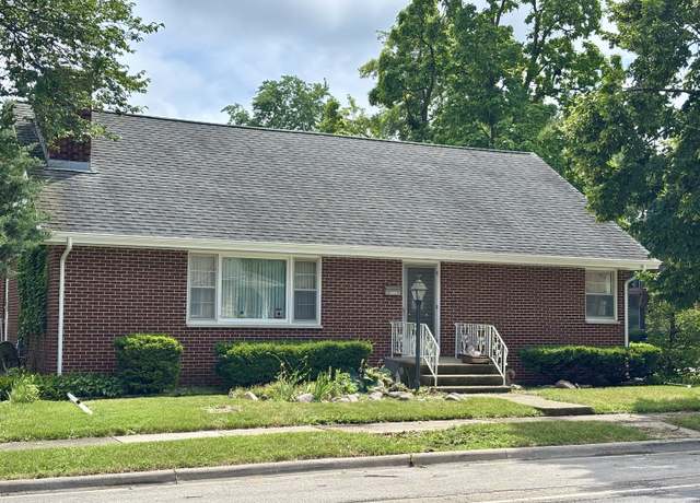 Property at 1122 Highland Ave, Joliet, IL 60435, 3 beds, 2 baths