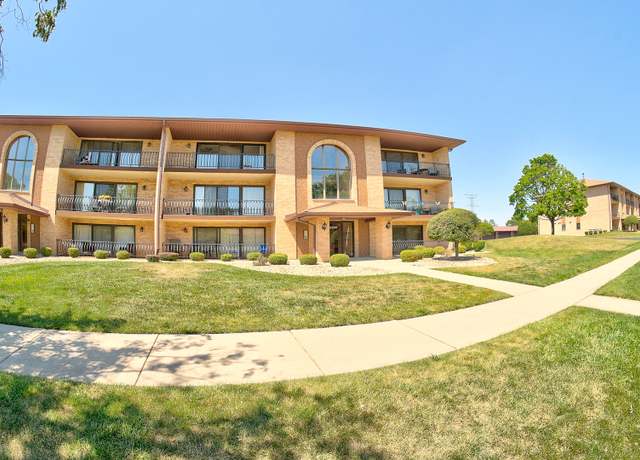 Property at 8300 160th Pl Unit 3E, Tinley Park, IL 60477, 2 beds, 2 baths