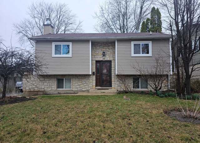 Property at 2216 Edgewood Rd, Waukegan, IL 60087, 4 beds, 1.5 baths