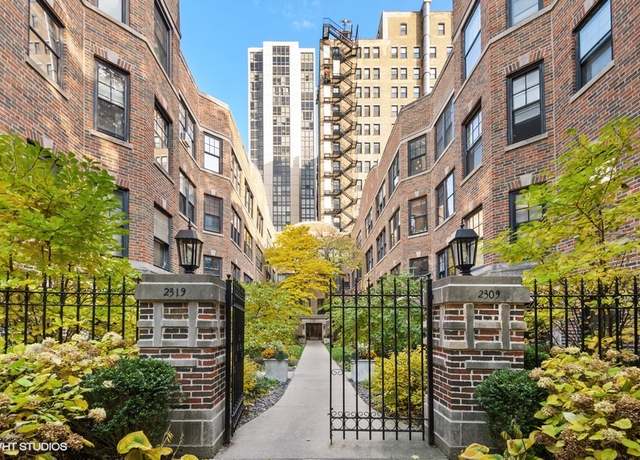 Property at 2311 N Commonwealth Ave Unit 3E, Chicago, IL 60614, 2 beds, 1 bath