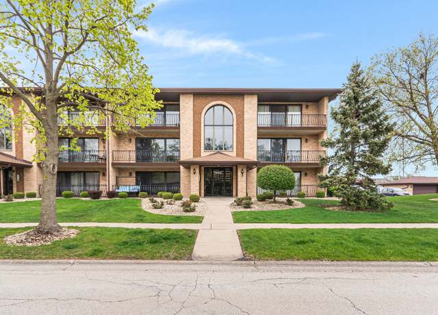Property at 16025 Eagle Ridge Dr Unit 2N, Tinley Park, IL 60477, 2 beds, 2 baths
