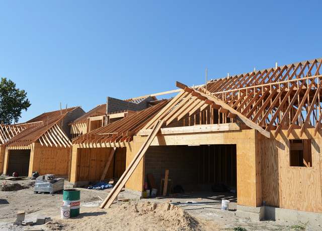 Property at 7429 Covington Dr, Justice, IL 60458, 3 beds, 2.5 baths