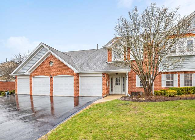 Property at 2872 Heatherwood Dr #1, Schaumburg, IL 60194, 2 beds, 2 baths