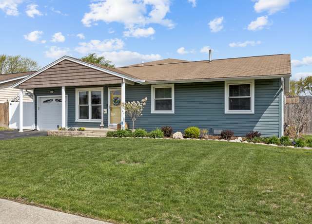 Property at 1076 Cernan Ct, Elk Grove Village, IL 60007, 4 beds, 2.5 baths