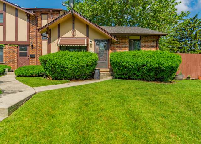 Property at 1S222 Danby St, Villa Park, IL 60181, 2 beds, 1 bath