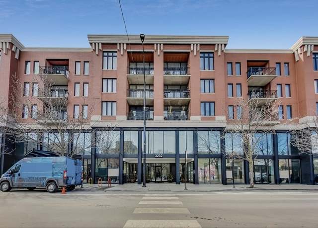 Property at 3232 N Halsted St Unit D412, Chicago, IL 60657, 2 beds, 2 baths
