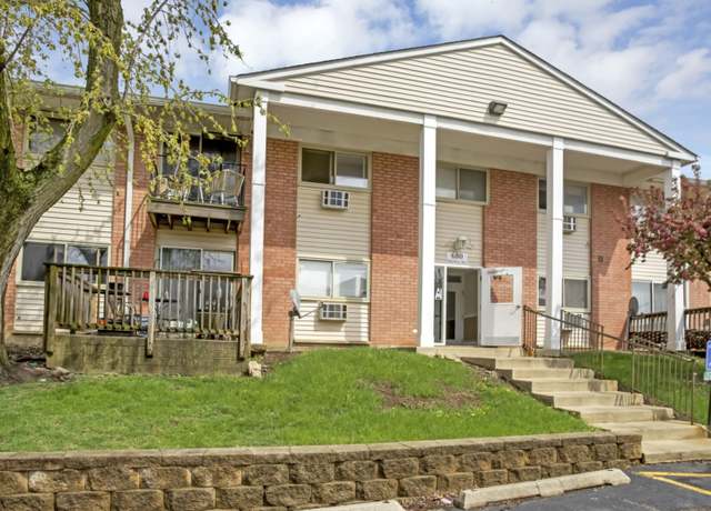 Property at 680 Marilyn Ave #201, Glendale Heights, IL 60139, 2 beds, 1 bath