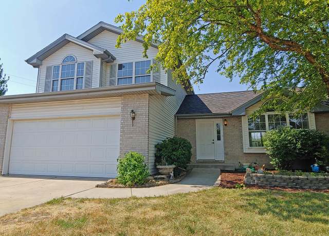 Property at 452 Leahy Cir, Manteno, IL 60950, 3 beds, 2.5 baths