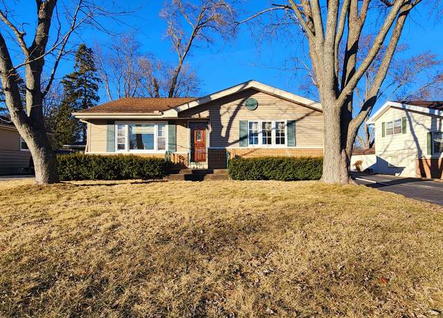 Property at 525 Michael Ave, Crete, IL 60417, 4 beds, 2 baths