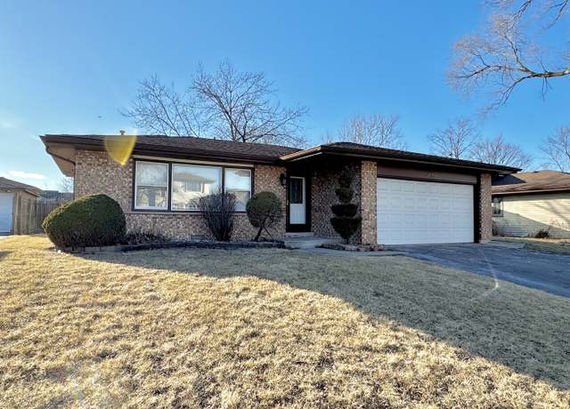 Property at 19904 Crescent Ave, Lynwood, IL 60411, 3 beds, 2 baths