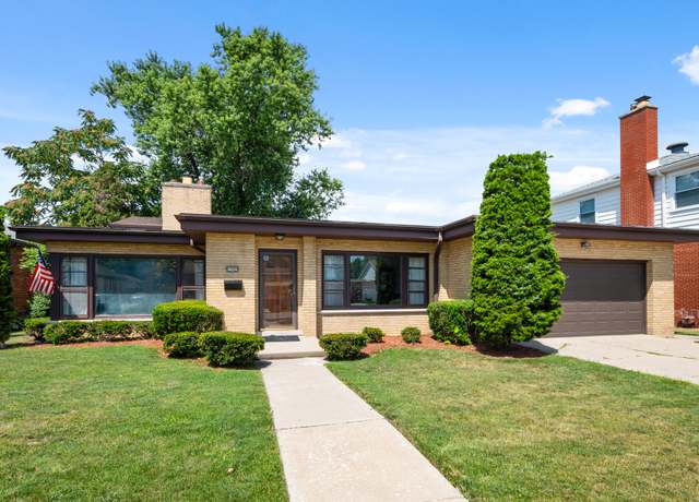Property at 11530 S Campbell Ave, Chicago, IL 60655, 3 beds, 2 baths