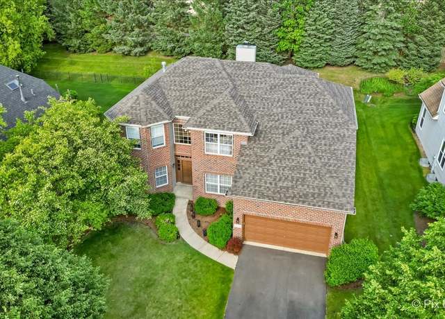 Property at 735 Chasewood Dr, South Elgin, IL 60177, 5 beds, 4 baths