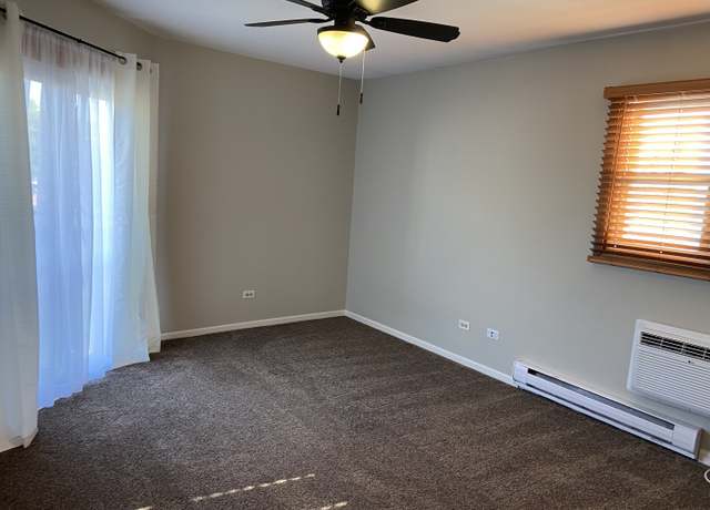 Property at 4312 W Shamrock Ln Unit 3A, Mchenry, IL 60050, 1 bed, 1 bath