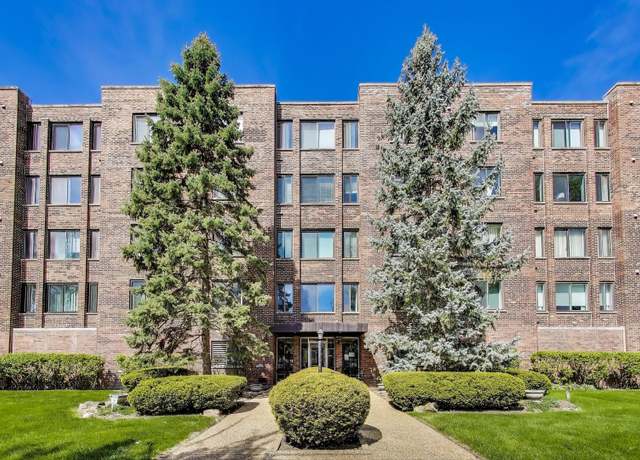Property at 110 S Dunton Ave Unit 2C, Arlington Heights, IL 60005, 2 beds, 2 baths