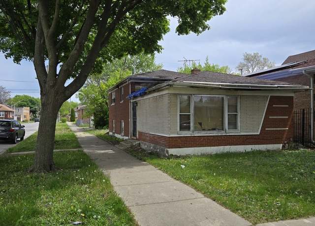Property at 8901 S Emerald Ave, Chicago, IL 60620, 3 beds, 1.5 baths