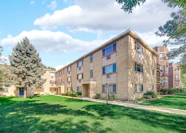Property at 7019 N Ridge Blvd Unit 3B, Chicago, IL 60645, 1 bed, 1 bath