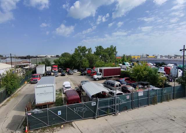 Property at 2880 W 48th Pl, Chicago, IL 60632