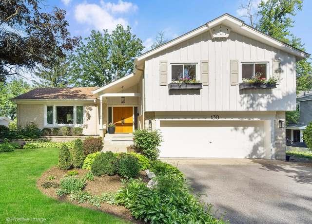 Property at 130 Exmoor Ave, Glen Ellyn, IL 60137, 3 beds, 2.5 baths