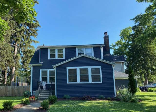 Property at 403 W Park Ave, Wheaton, IL 60189, 4 beds, 3 baths