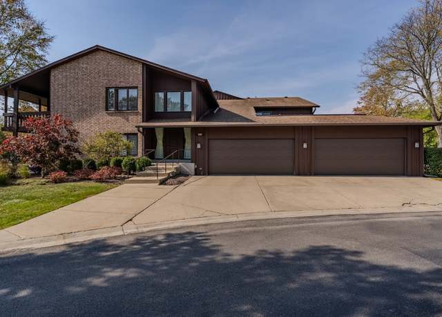 Property at 3121 Toulon Dr Unit 1E, Northbrook, IL 60062, 2 beds, 2 baths