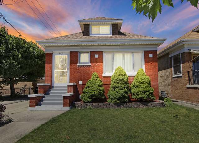 Property at 4414 N Monitor Ave, Chicago, IL 60630, 6 beds, 4 baths
