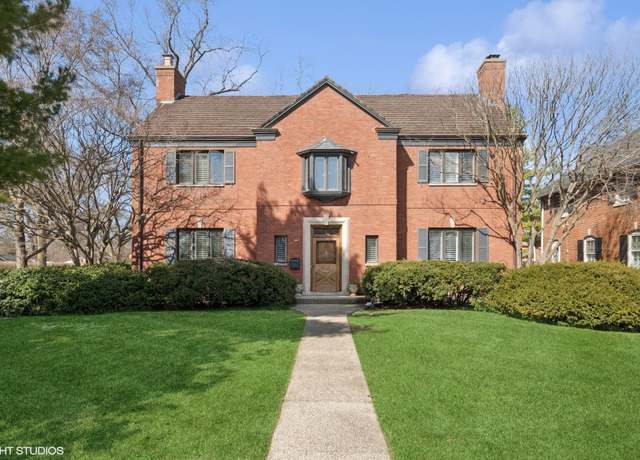 Property at 3045 Payne St, Evanston, IL 60201, 4 beds, 3.5 baths