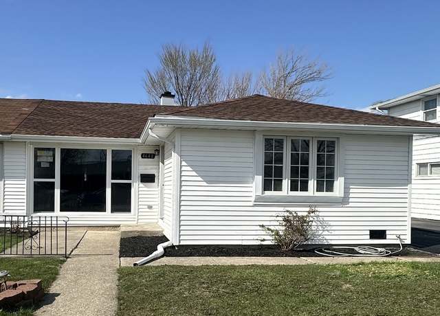 Property at 4648 W 88th Pl, Hometown, IL 60456, 3 beds, 1 bath