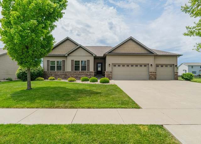 Property at 2709 Piney Run, Bloomington, IL 61705, 4 beds, 3.5 baths