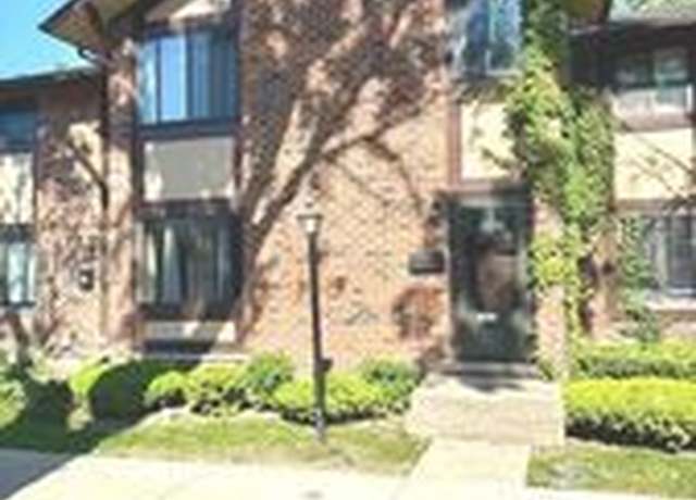 Property at 1S215 Stratford Ln, Villa Park, IL 60181, 4 beds, 1.5 baths