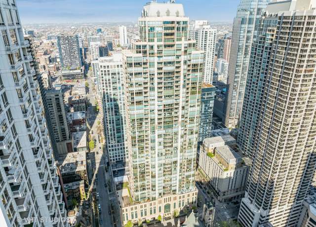Property at 21 E Huron St #1806, Chicago, IL 60611, 2 beds, 2.5 baths